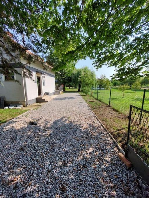 House Kupa Mb Villa Petrinja Exterior foto